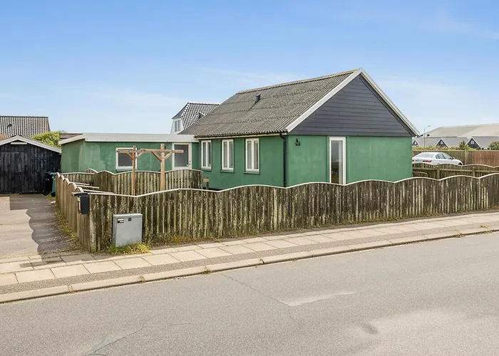 Feriehus Lovely In With Wifi